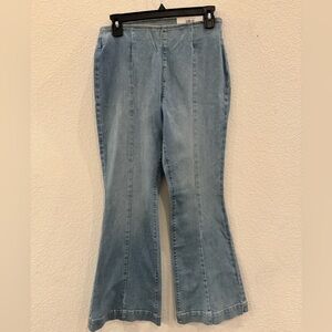 INC Women’s Blue Jeans flare NWT